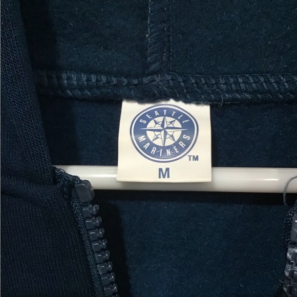 NWOT Seattle Mariners Hisashi Iwakuma #18 Zip-Up Hoodie Sweatshirt MLB Women’s M - Picture 3 of 6